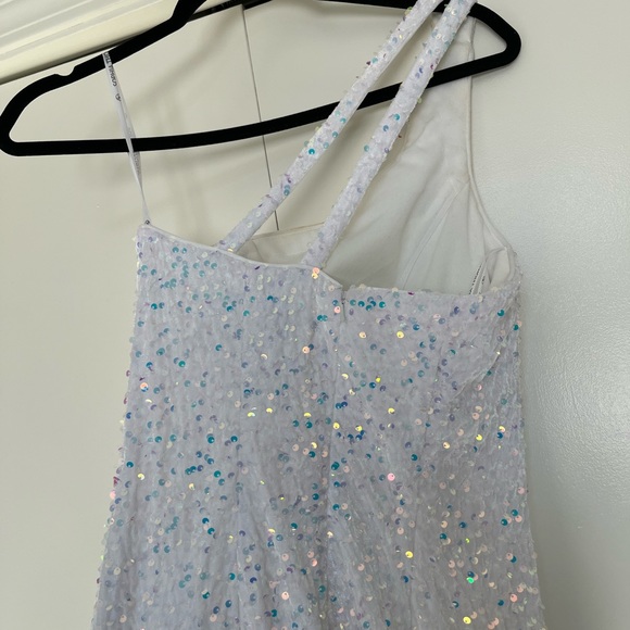 Iridescent white prom dress - Picture 6 of 13